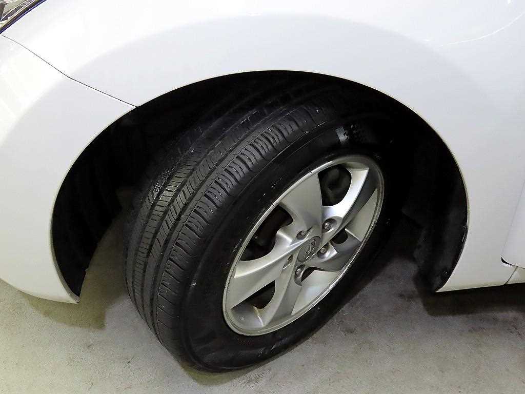 HYUNDAI Avante 2011 - Importación desde Corea - HF Imports Iquique - Foto 17