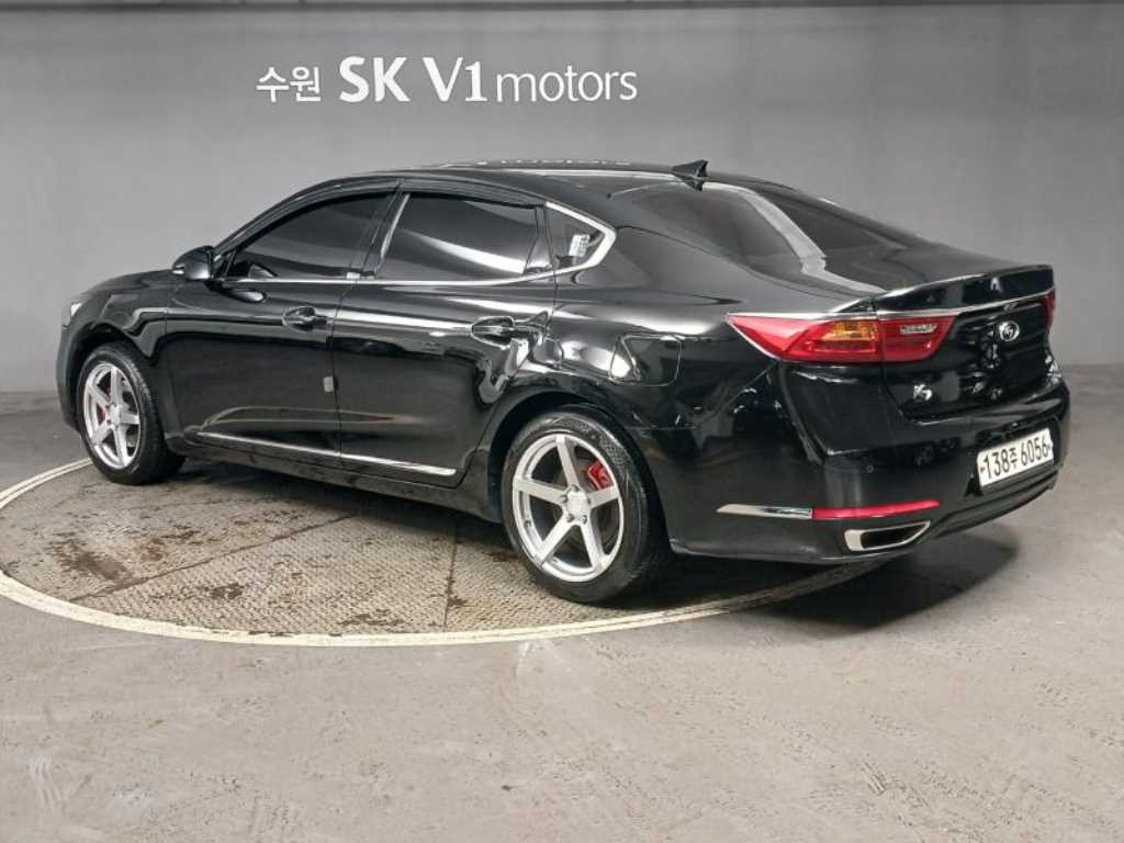 KIA K7 - Vista 4