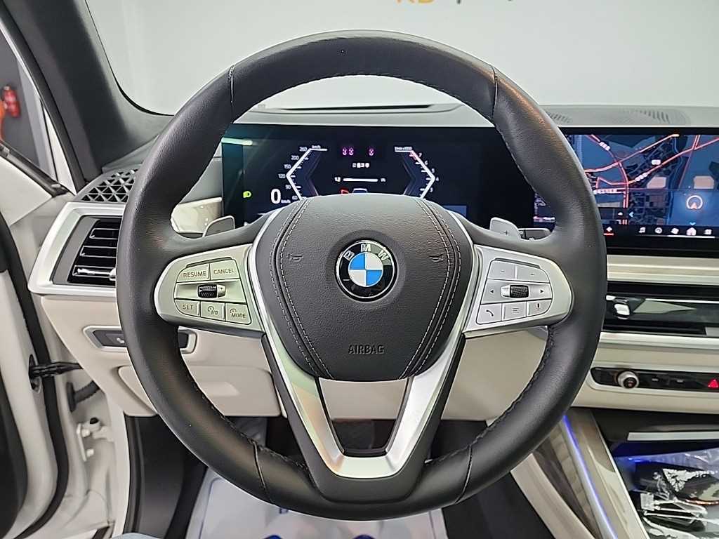 BMW X7 - Vista 9