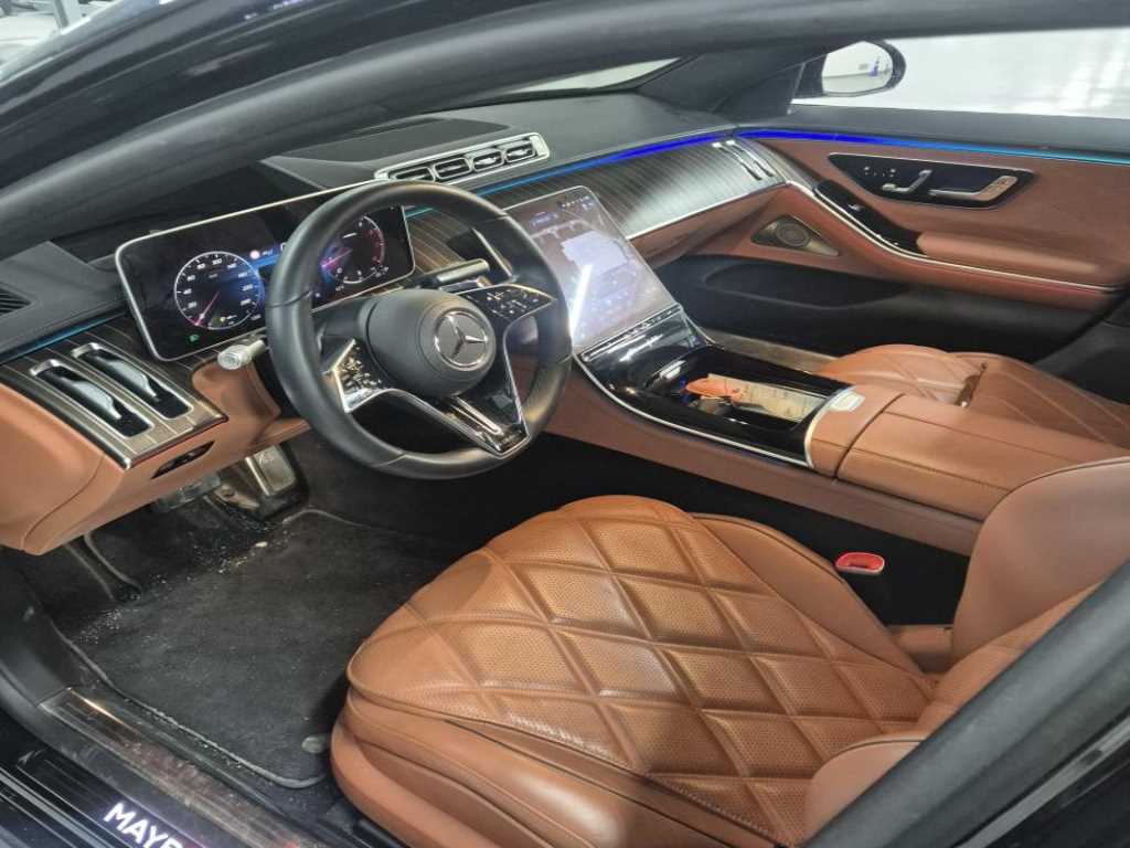 Mercedes Benz S Class - Vista 5