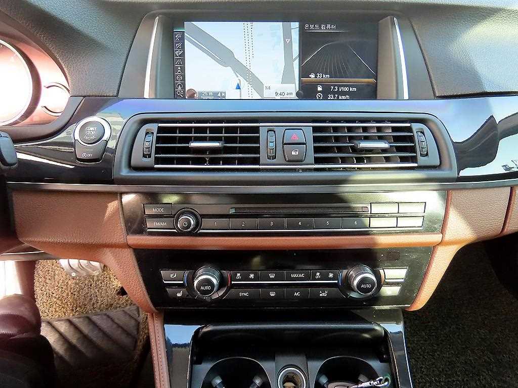 BMW 5 Series - Vista 11