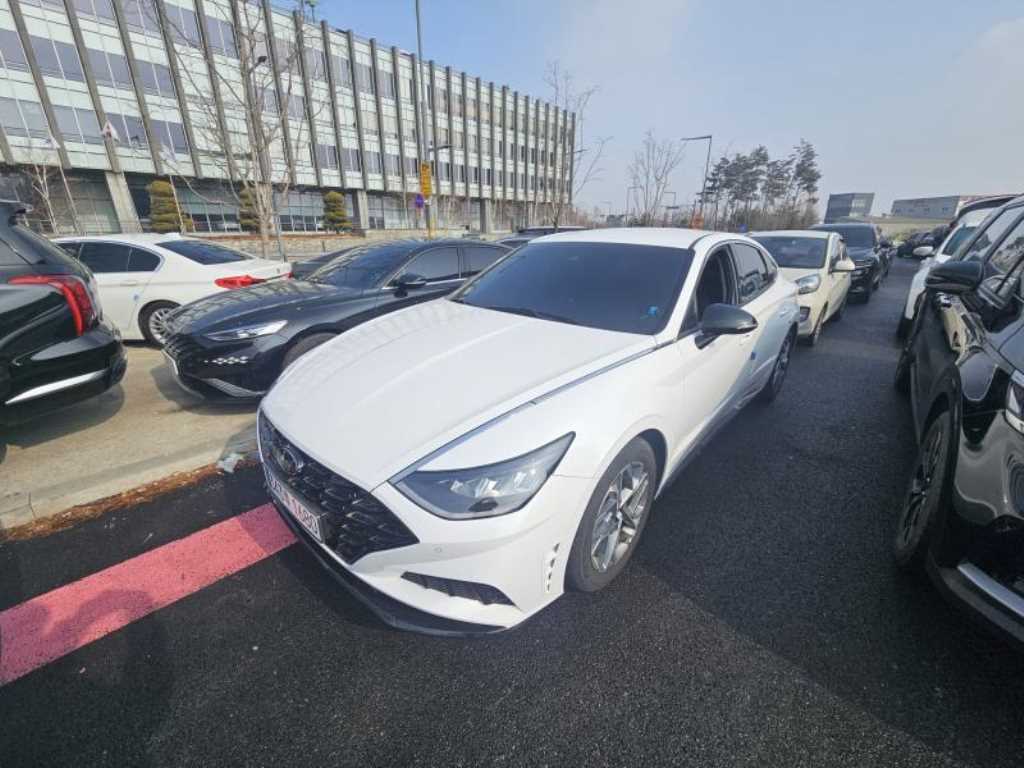HYUNDAI Sonata 2023 Blanco - Importación desde Corea - HF Imports Iquique - Foto 1