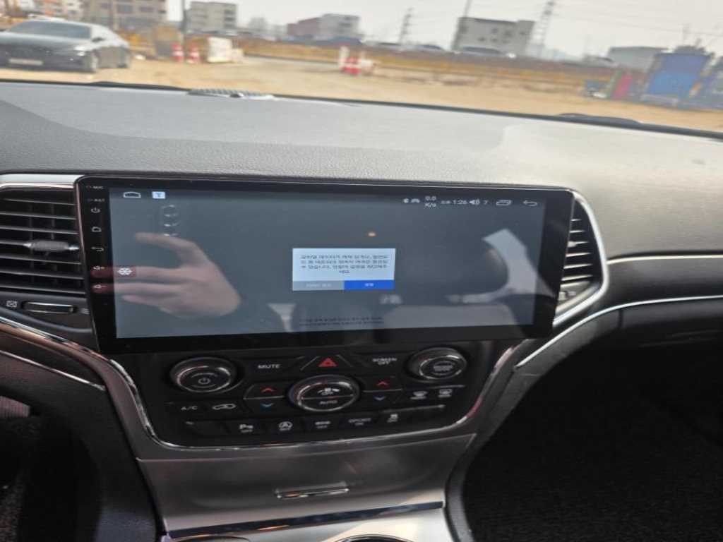 Jeep Cherokee - Vista 12