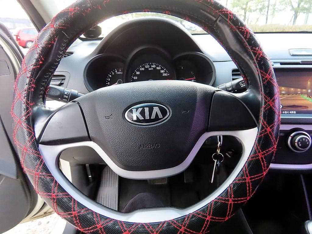 KIA Morning - Vista 8