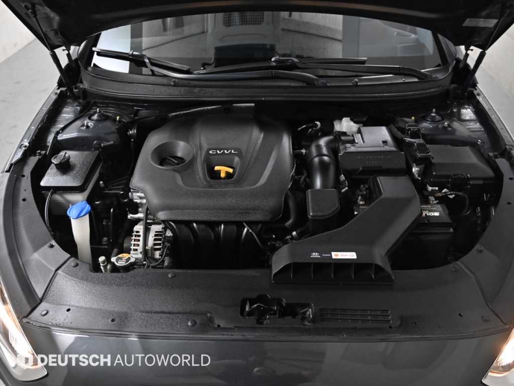 HYUNDAI Sonata - Vista 6