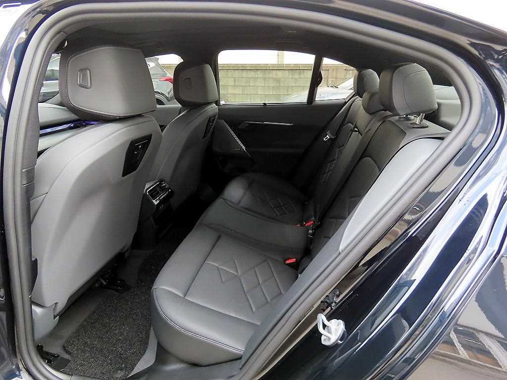 BMW 5 Series - Vista 6