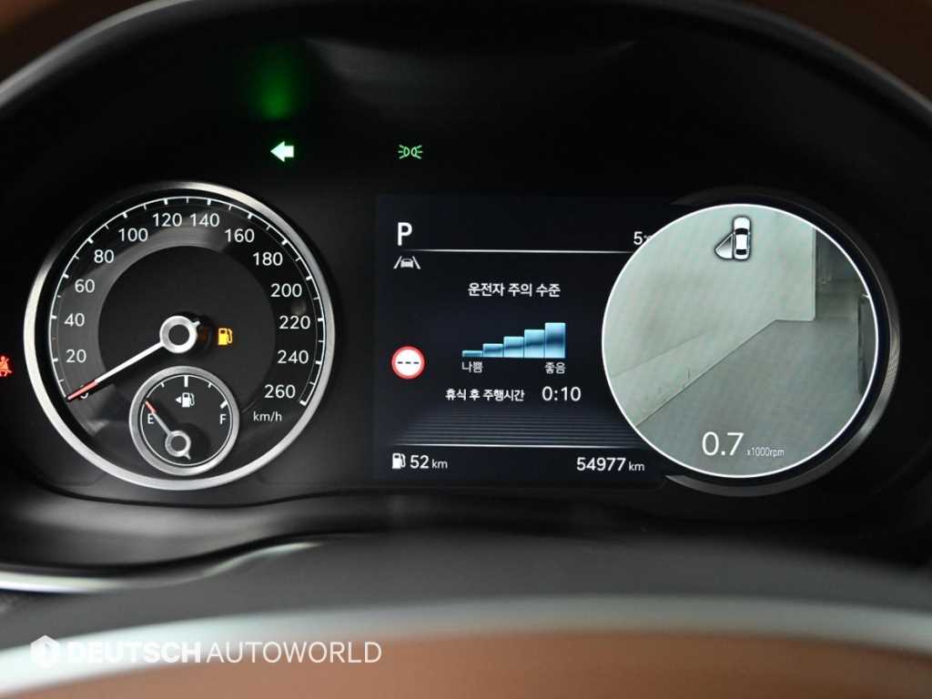 Genesis G80 - Vista 8