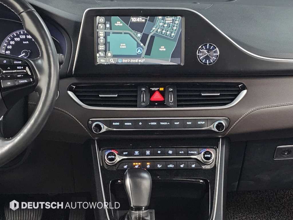 HYUNDAI Grandeur 2019 Blanco - Importación desde Corea - HF Imports Iquique - Foto 14