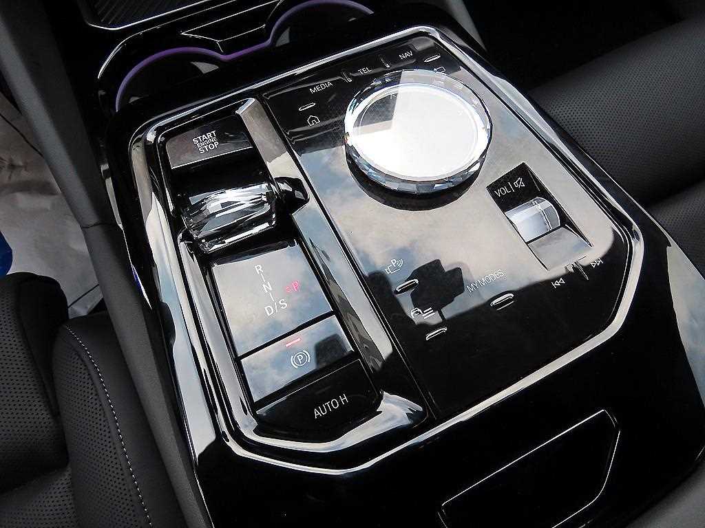 BMW 5 Series - Vista 11