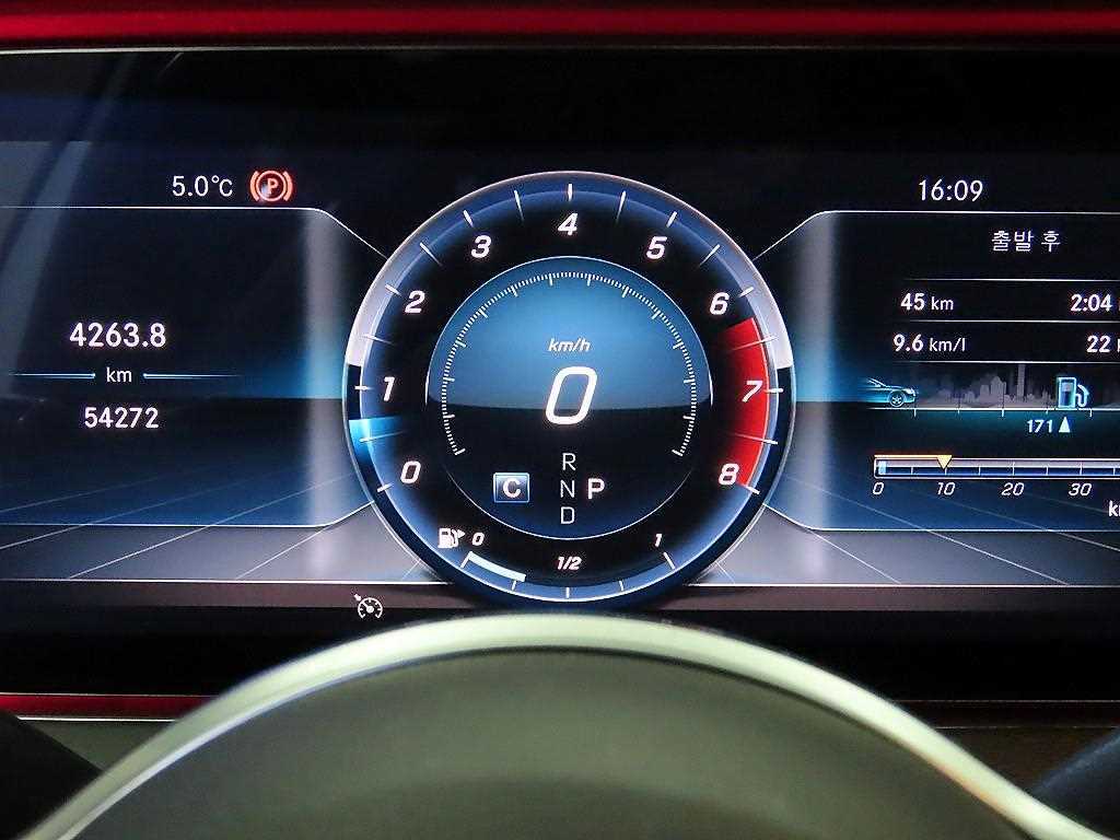 Mercedes Benz E class - Vista 9