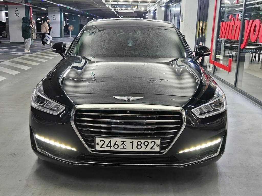 Genesis EQ900 - Vista 3