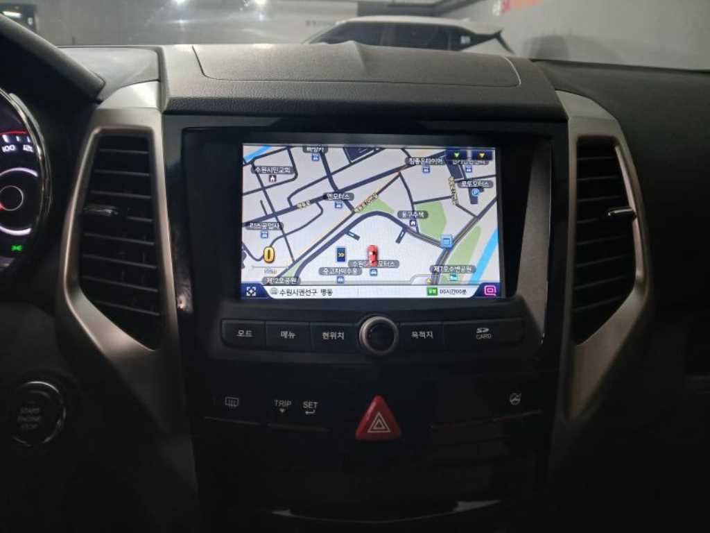 Ssangyong Tivoli - Vista 11