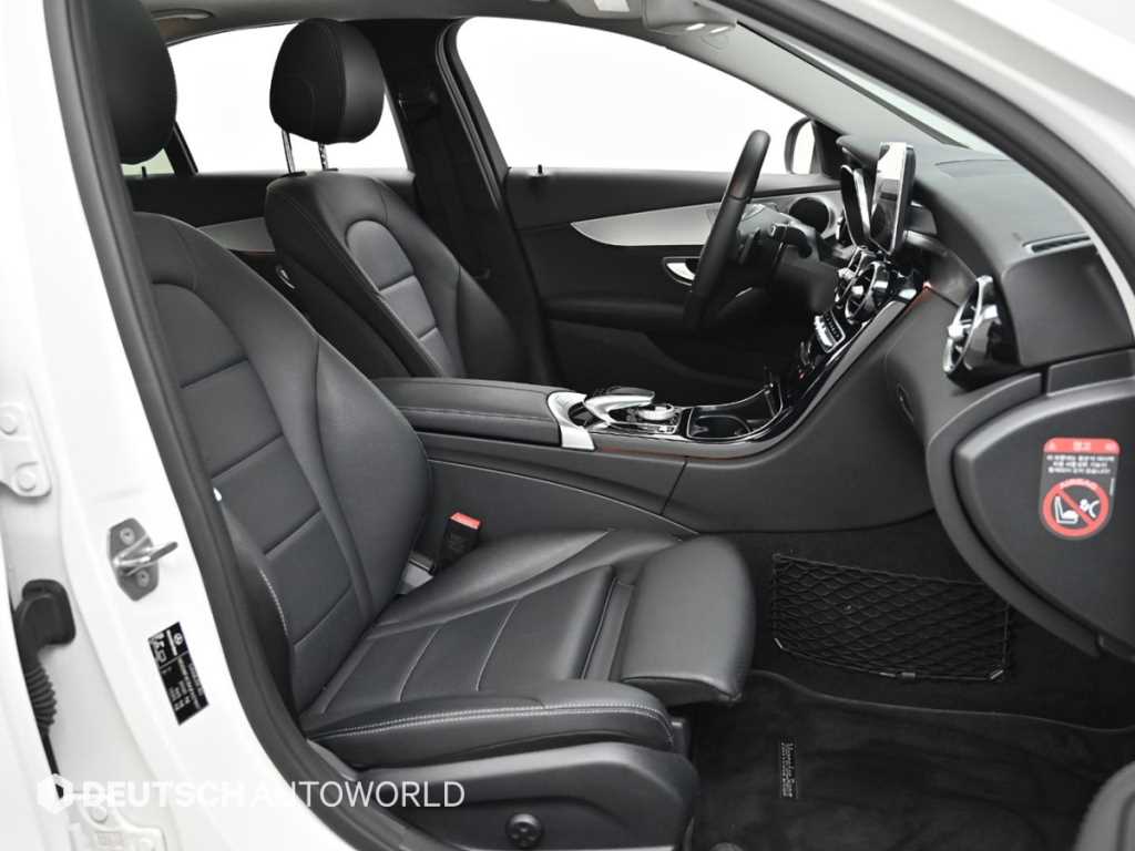 Mercedes Benz C Class - Vista 10