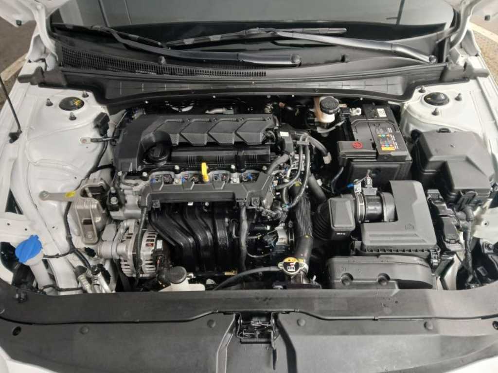 HYUNDAI Avante 2024 Blanco - Importación desde Corea - HF Imports Iquique - Foto 19