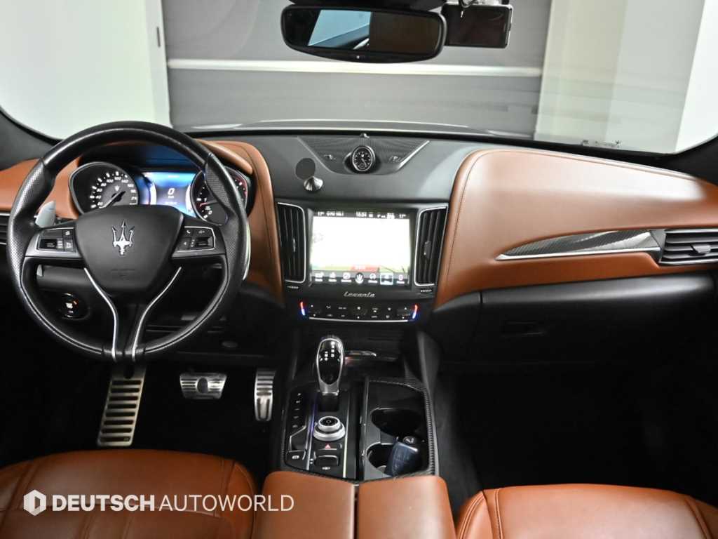 Maserati Levante - Vista 7