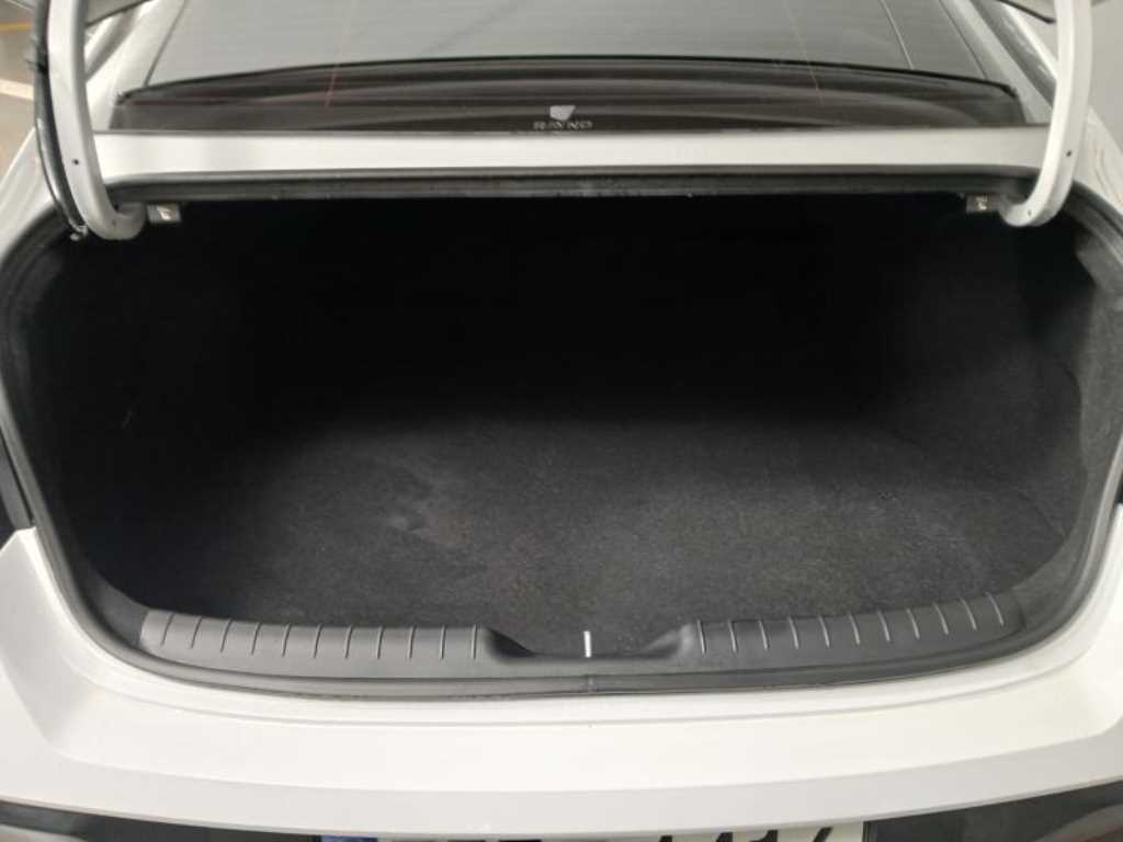 HYUNDAI Avante 2024 Blanco - Importación desde Corea - HF Imports Iquique - Foto 18