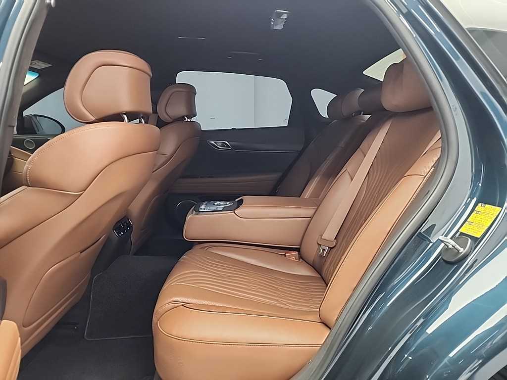 Genesis G80 - Vista 12