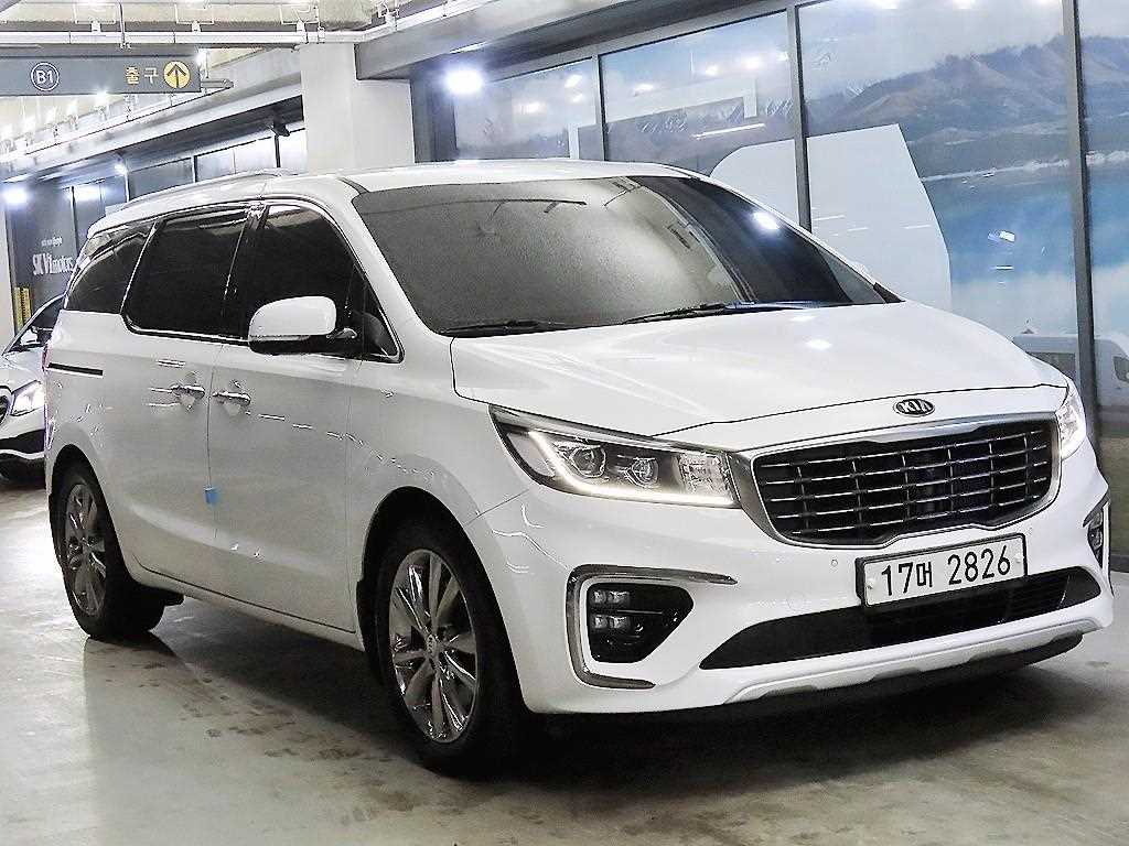 KIA Carnival 2019 Blanco - Importación desde Corea - HF Imports Iquique - Foto 1