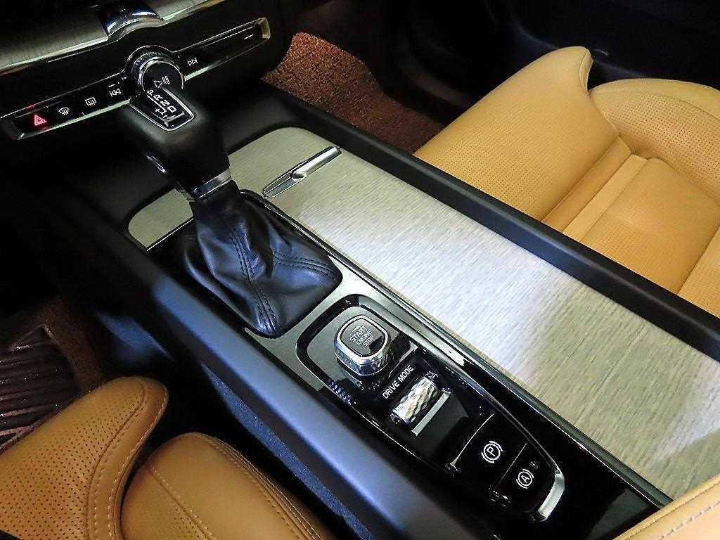 Volvo XC60 - Vista 12