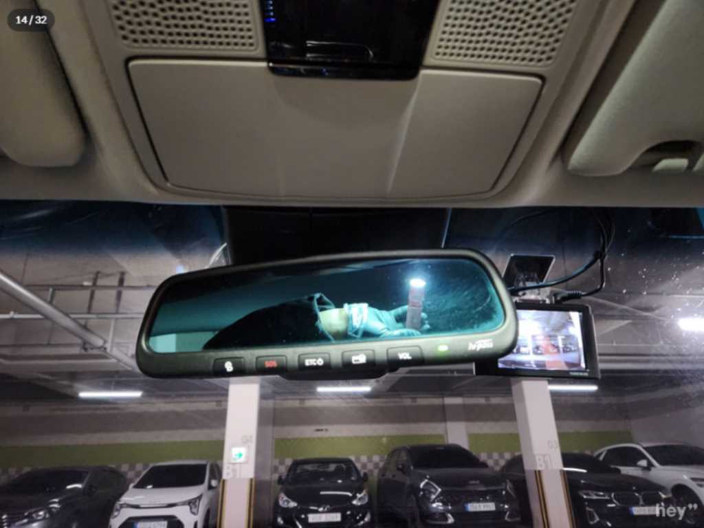 HYUNDAI Grandeur - Vista 12