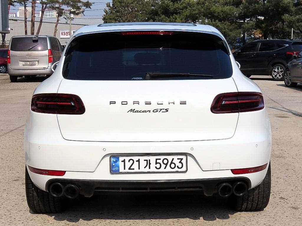 Porsche Macan - Vista 4