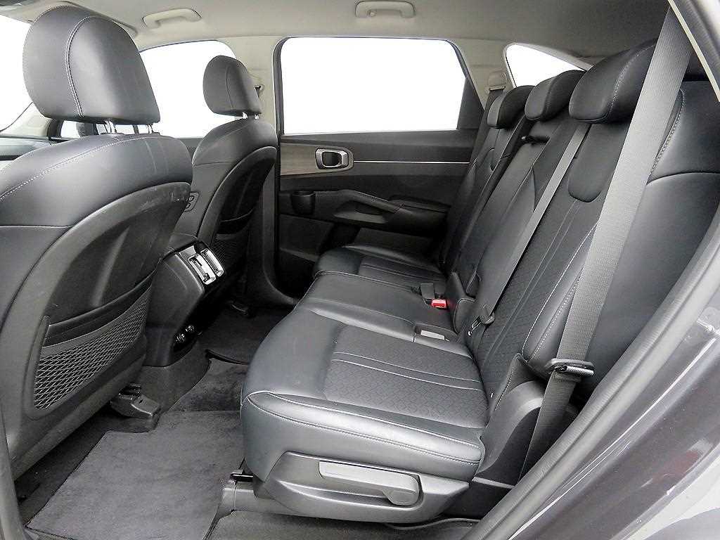 KIA Sorento - Vista 8