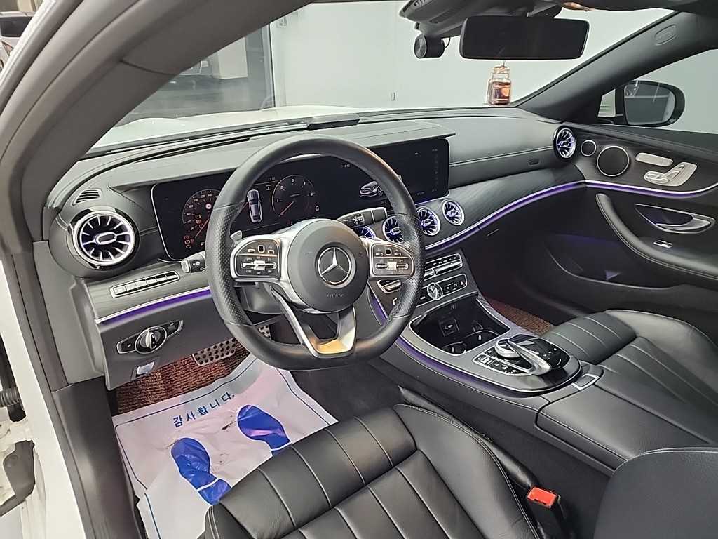 Mercedes Benz E class - Vista 7