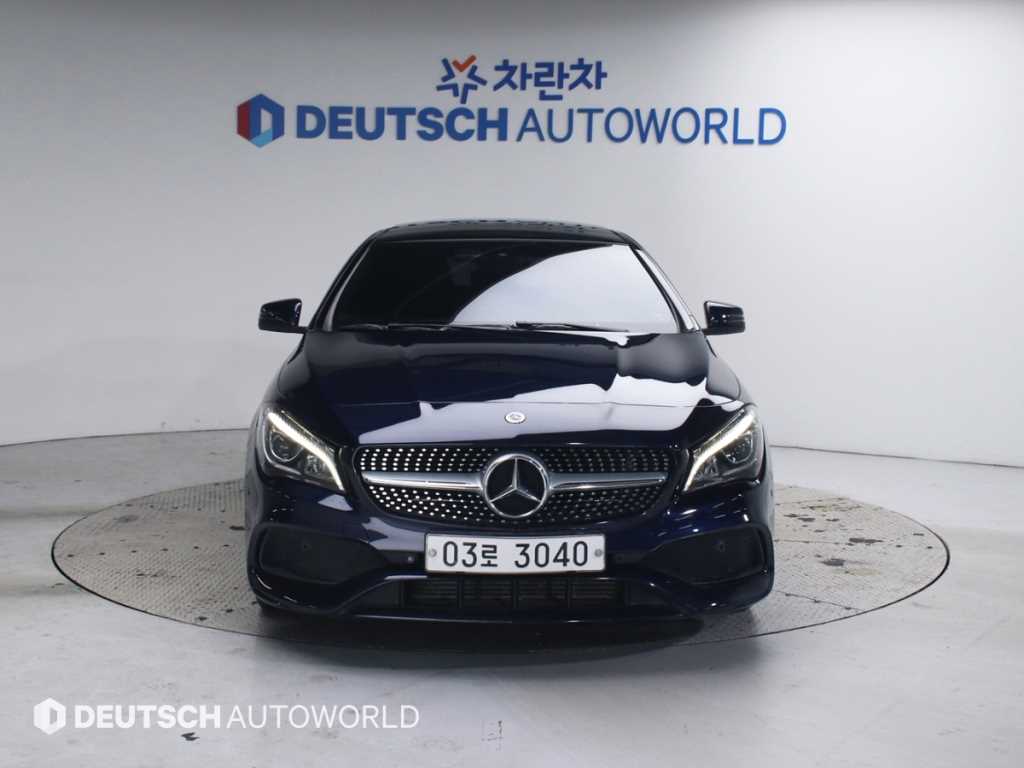 Mercedes Benz CLA Class 2018 Azul - Importación desde Corea - HF Imports Iquique - Foto 1