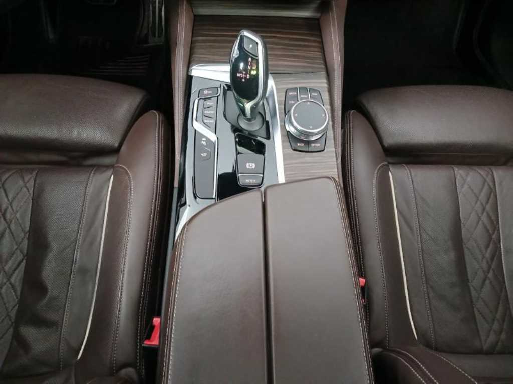 BMW 5 Series 2018 - Importación desde Corea - HF Imports Iquique - Foto 15