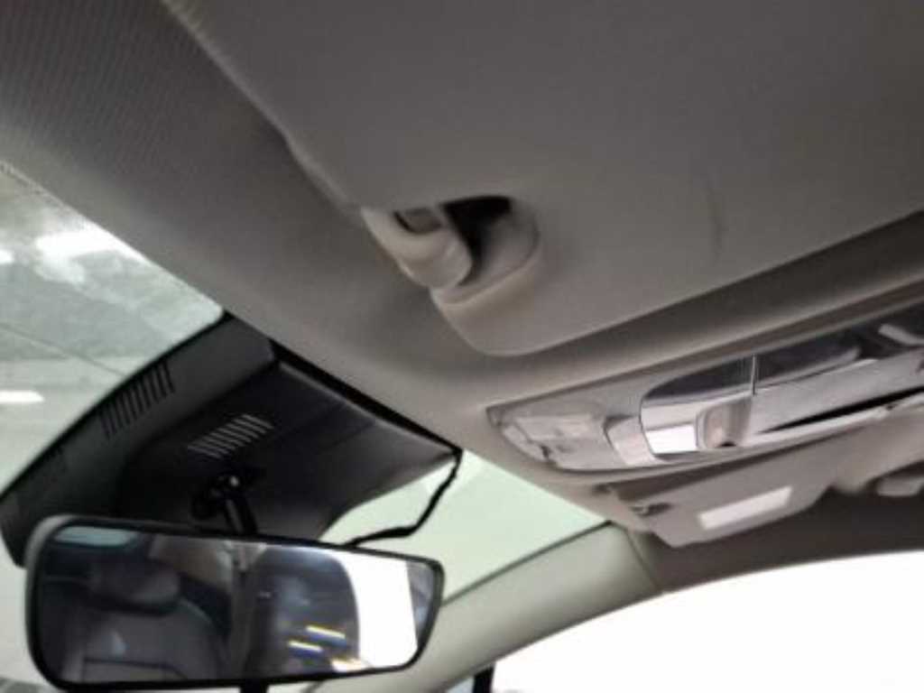 KIA Sportage - Vista 5