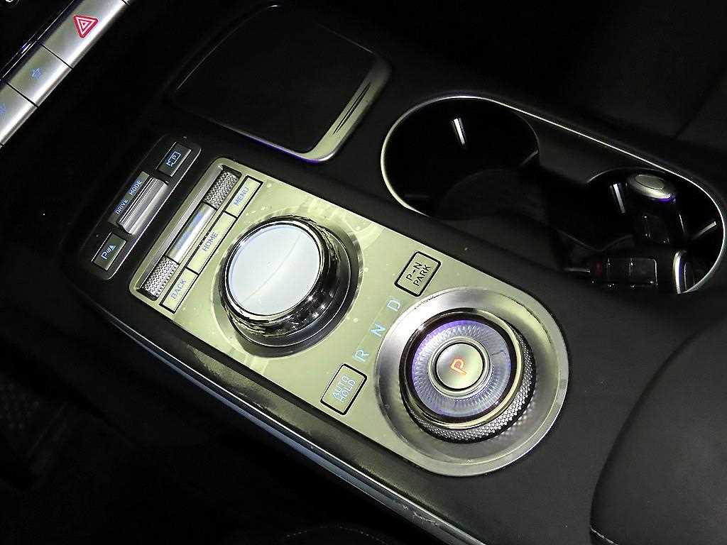 Genesis GV70 - Vista 12