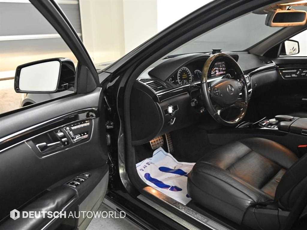 Mercedes Benz S Class - Vista 11