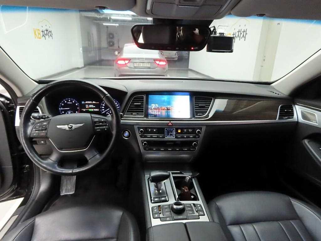 Genesis G80 - Vista 6