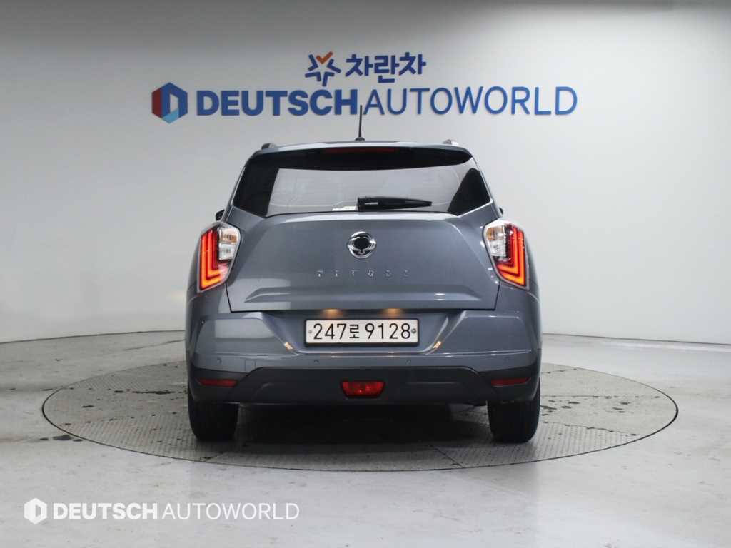 Ssangyong Tivoli - Vista 4