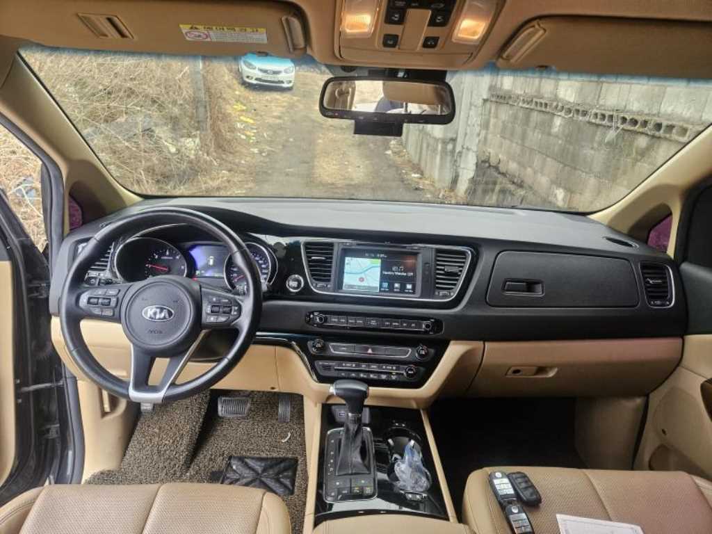 KIA Carnival 2017 Negro - Importación desde Corea - HF Imports Iquique - Foto 17