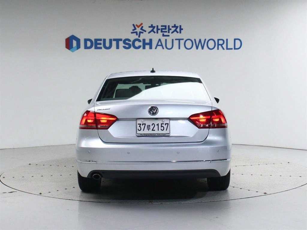 Volkswagen Passat - Vista 11