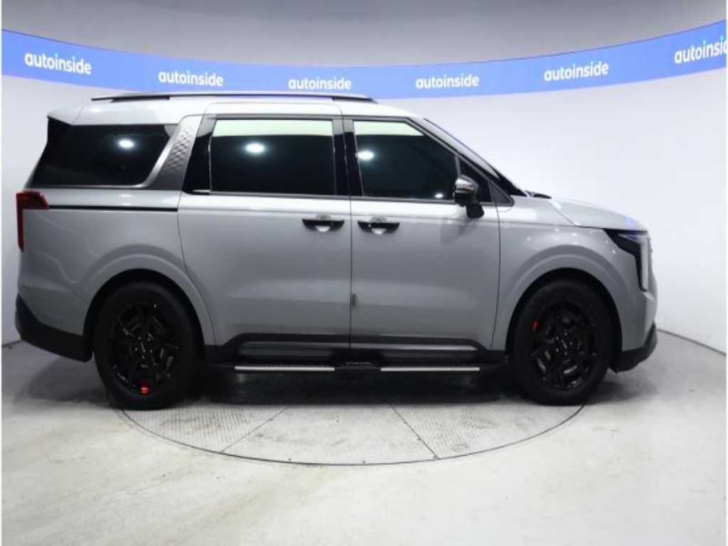 KIA Carnival - Vista 4