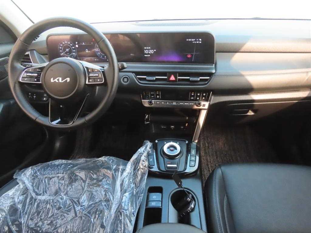 KIA Seltos - Vista 8