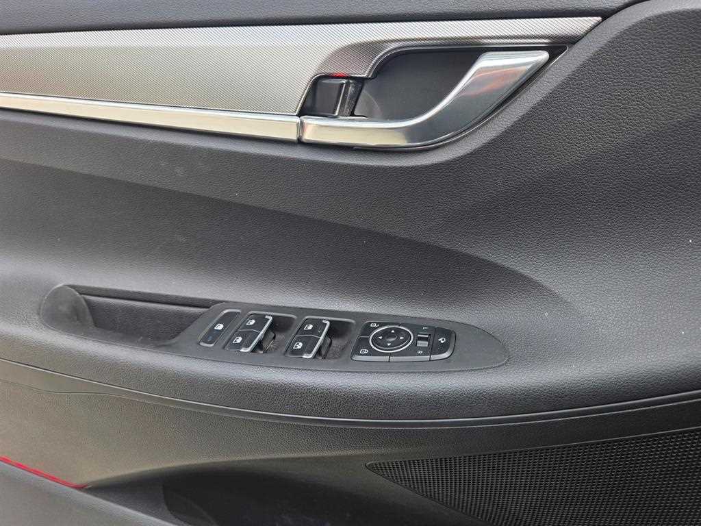 HYUNDAI Grandeur - Vista 5