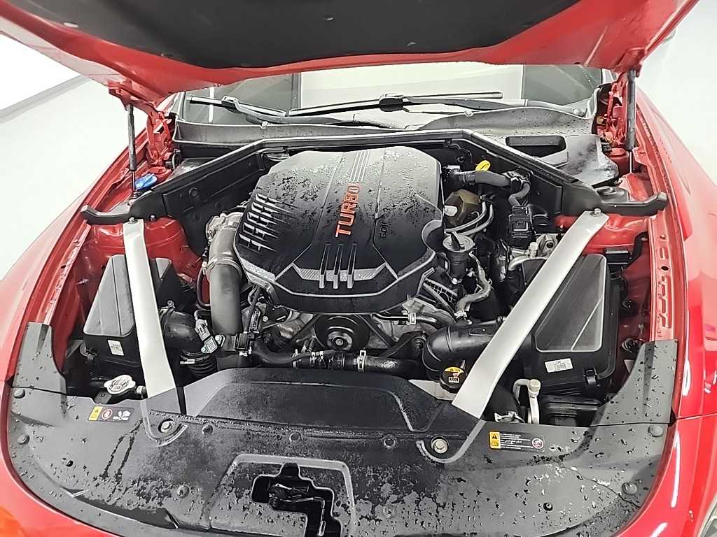 KIA Stinger - Vista 5