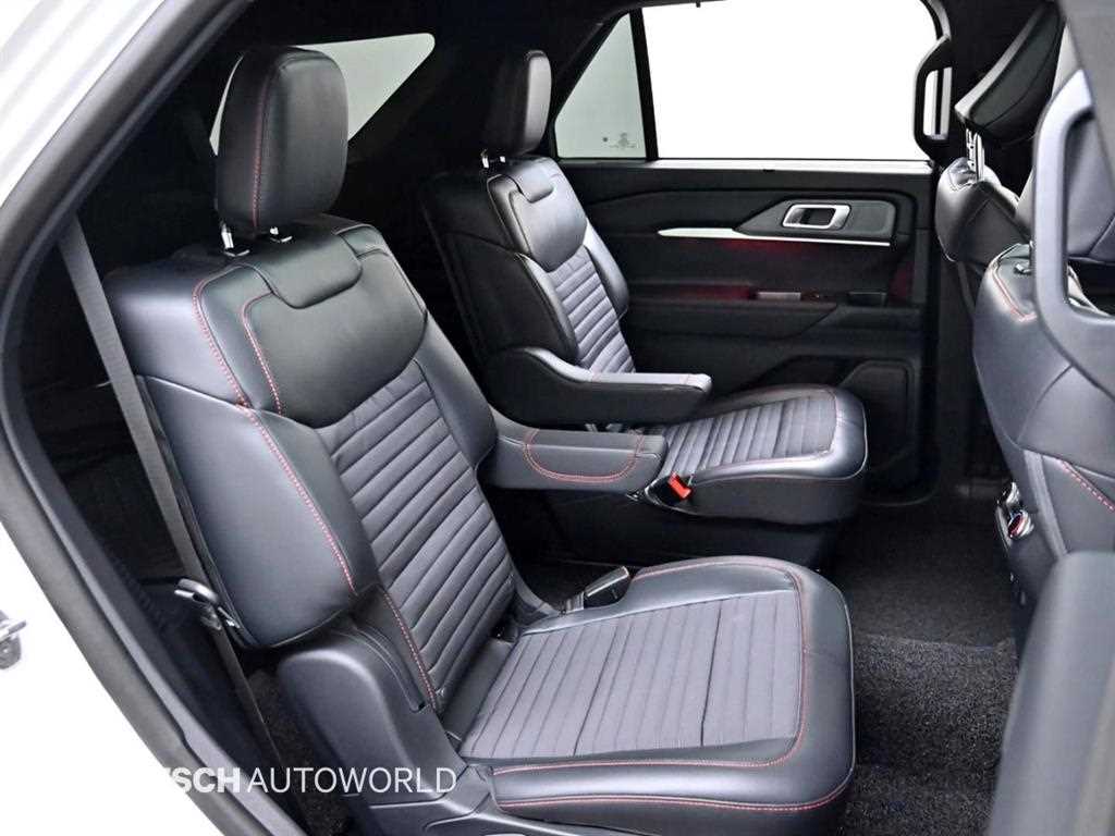 Ford Explorer - Vista 10