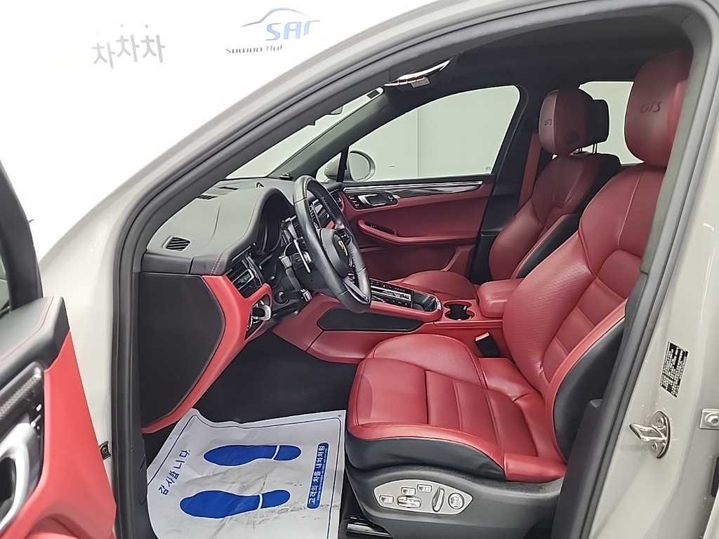 Porsche Macan - Vista 11