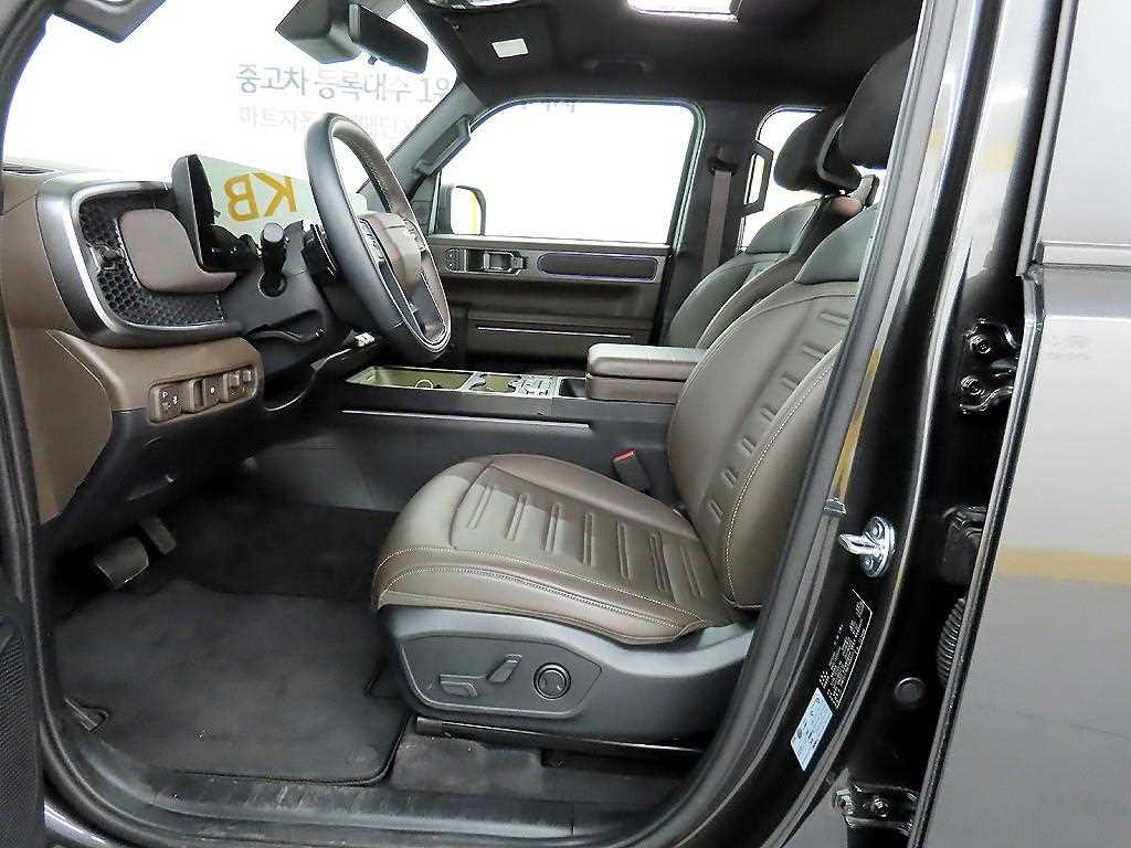 KIA Tasman - Vista 5