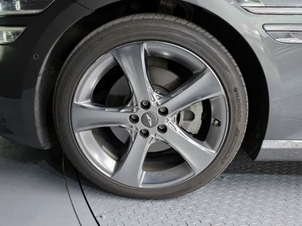 Genesis G80 - Vista 3