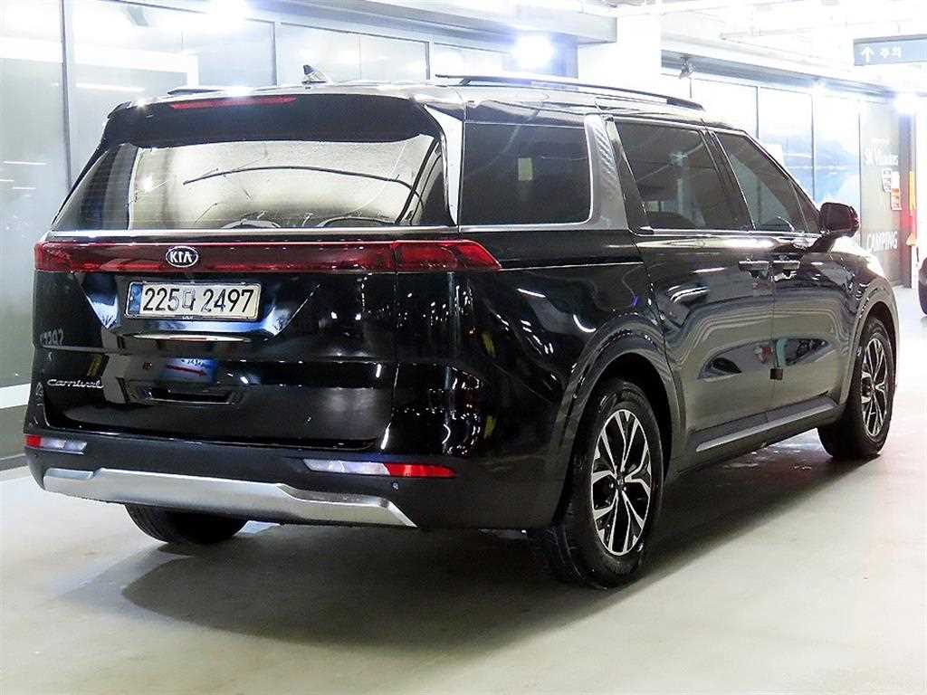 KIA Carnival - Vista 4