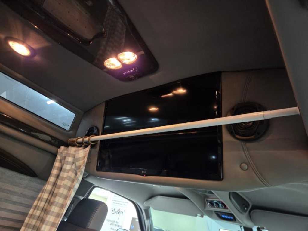 Chevrolet Express van - Vista 12