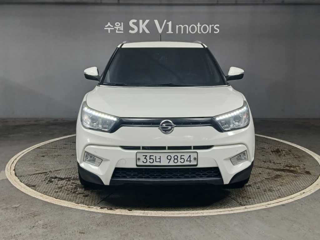 Ssangyong Tivoli 2015 - Importación desde Corea - HF Imports Iquique - Foto 1