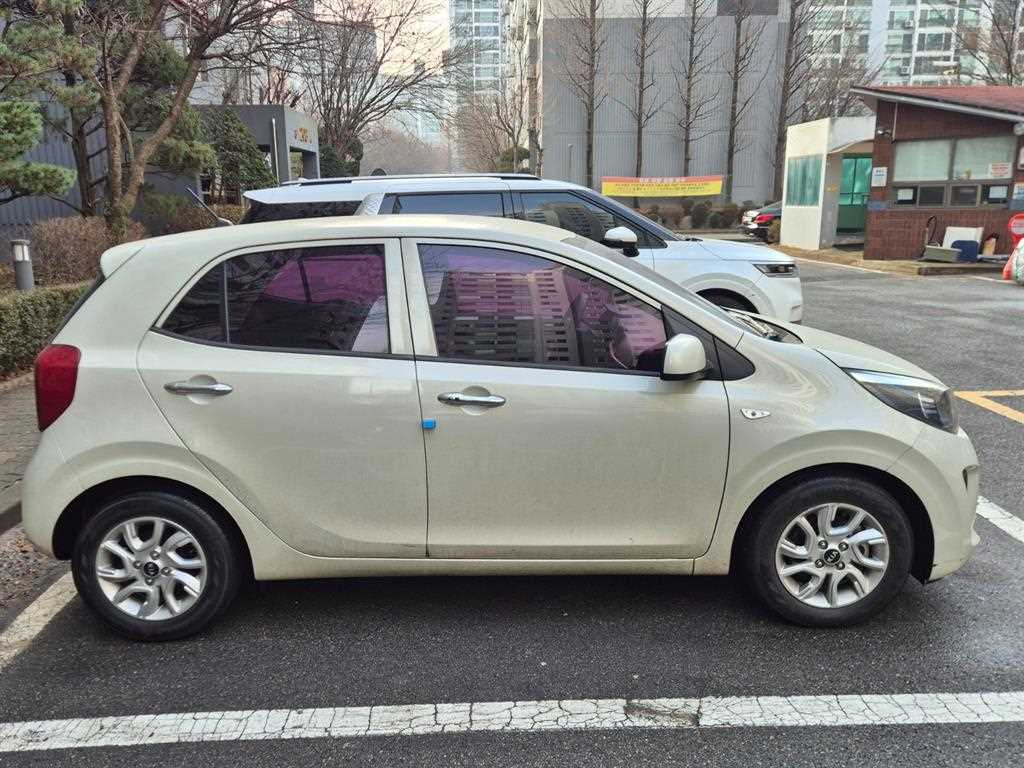 KIA Morning - Vista 5