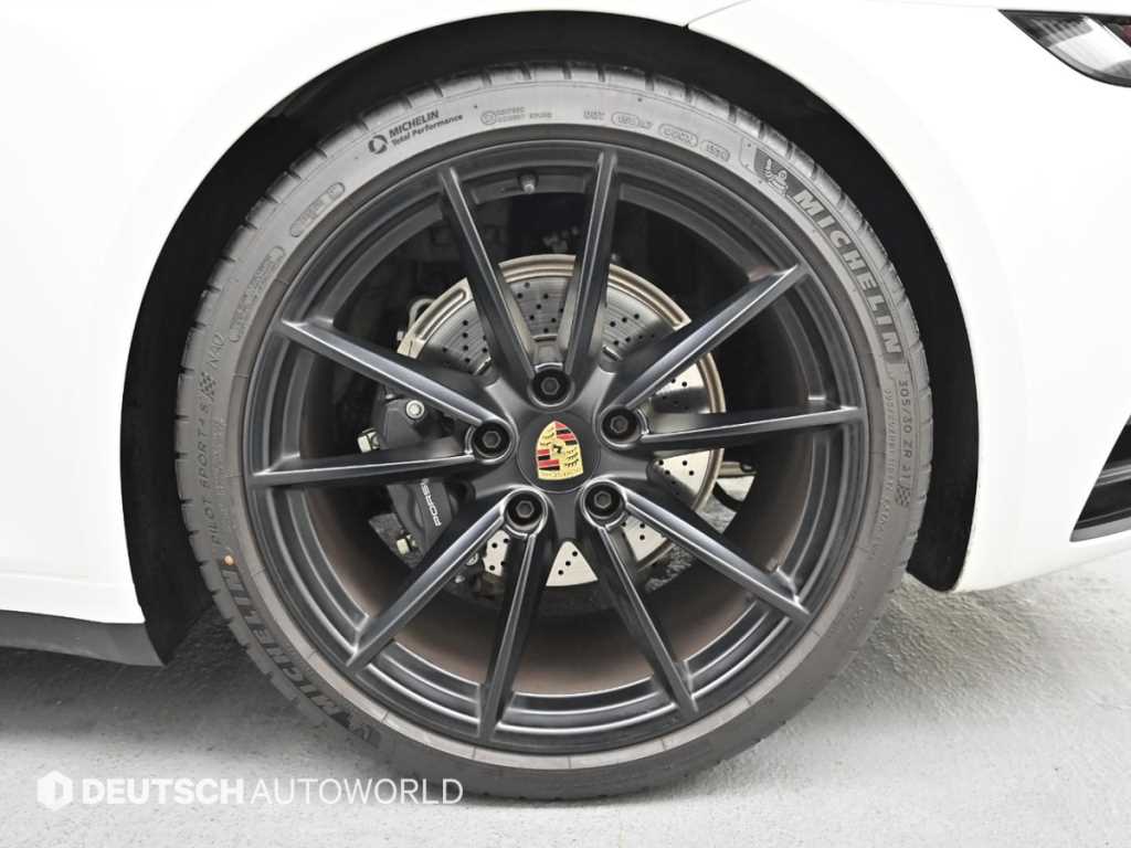 Porsche 911 - Vista 5