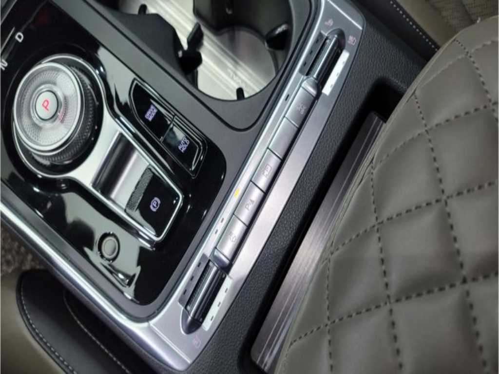 KIA Carnival 2025 - Importación desde Corea - HF Imports Iquique - Foto 16